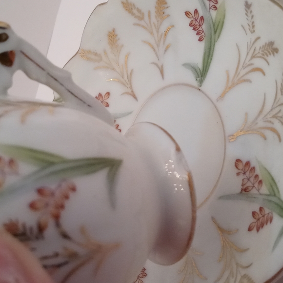 Vintage Ucagco China Hand Painted Gold Gilded Demitasse Cup and Saucer. Two Sets - Picture 4 of 8